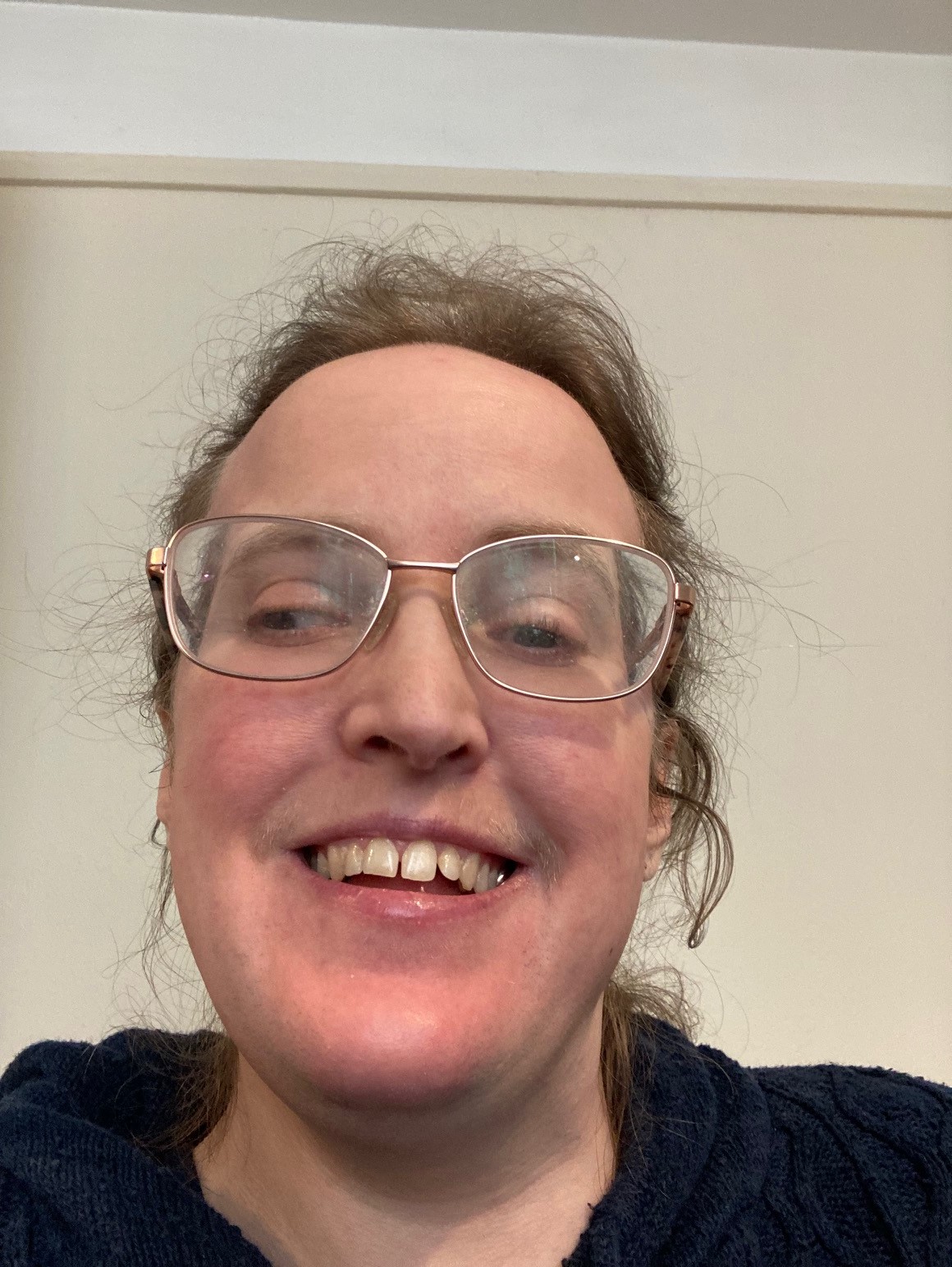 A photo of Felicity smiling.